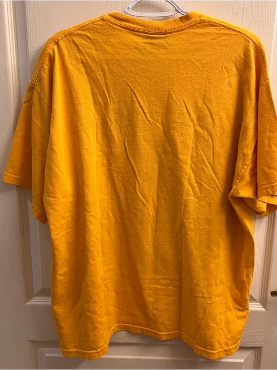 Steve&Barrys University of Michigan Short-Sleeve T-Shirt Yellow with Black Print - Picture 5 of 5